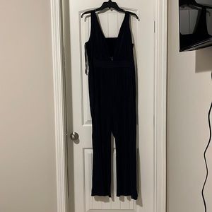 Gianni Bini pants and jumpsuit navy blue